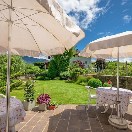 Haus Oberhofer Bed & Breakfast Cornaiano Bagian luar foto